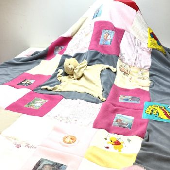 Aus Alt mach Neu, Patchworkdecke aus Babykleidung