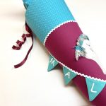 Schultüten aus Stoff mit Wimpelkette, Wimpel mit Namen und Einhorn